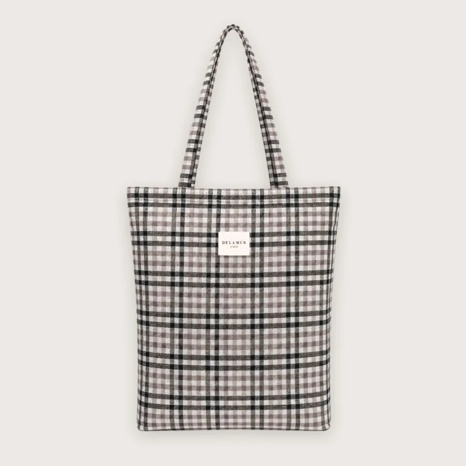 Lille tote bag med tern · En klassisk mulepose i god kvalitet — produktfoto