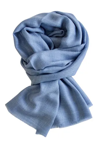 Cashmere tørklæde i smuk vævning - lys blå — produktfoto