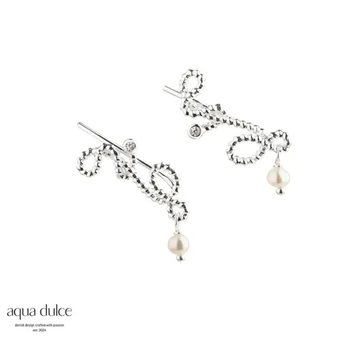 SWIRL LOVE UP THE EAR | SILVER — produktfoto