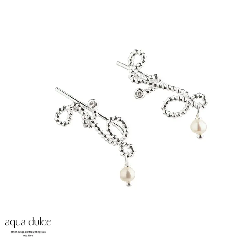SWIRL LOVE UP THE EAR | SILVER — produktfoto