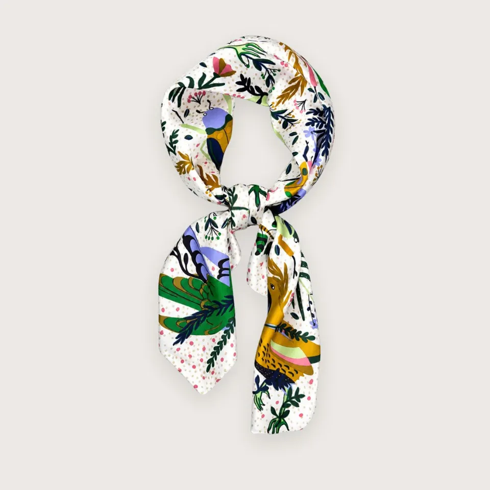 Poppy stort tørklæde med naturprint - 90 x 90 cm — produktfoto