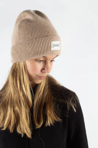 Akeelah wool Beanie - Sand - irréel — produktfoto