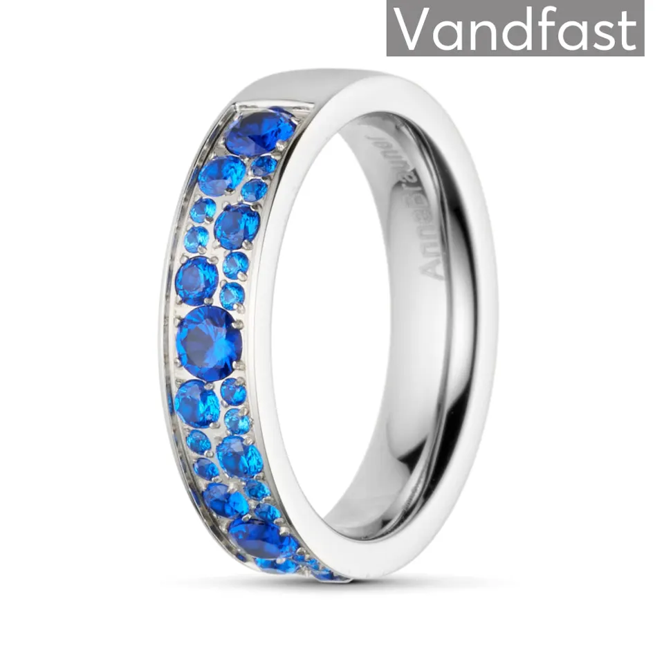 ANNEBRAUNER Sparkling Sapphire Blue Ring — produktfoto