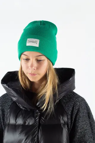 Adeline Beanie - Grass - irréel — produktfoto