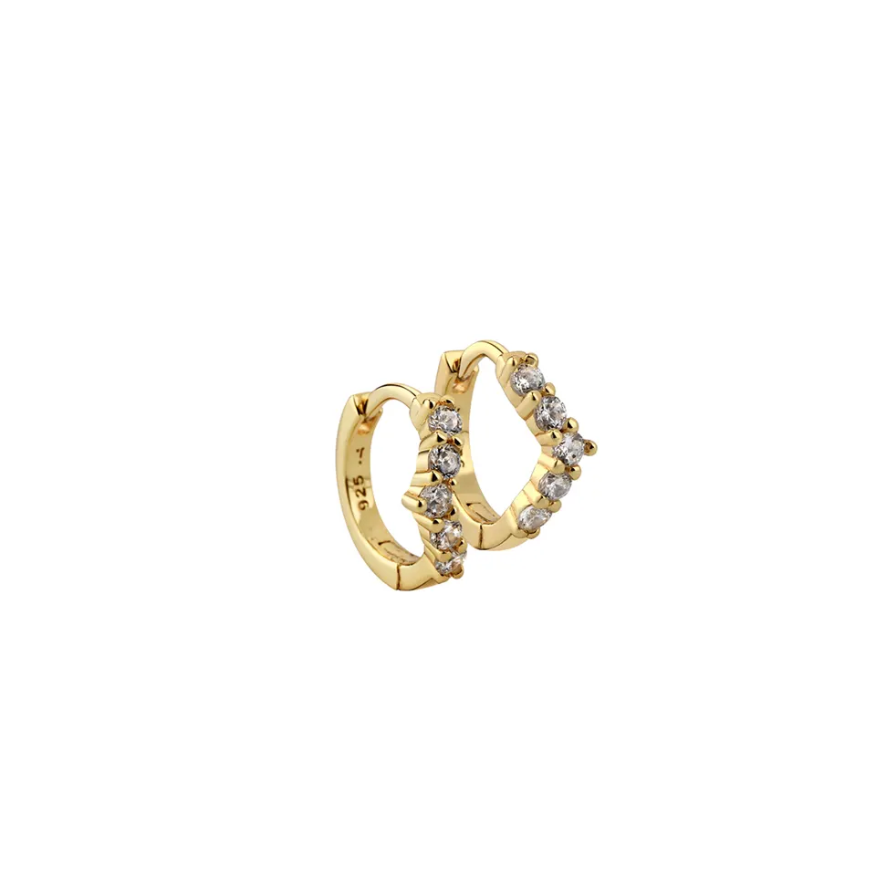 LOVE ME MORE HOOP | GOLDEN — produktfoto
