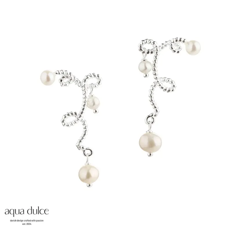 SWIRL LOVE STUD | SILVER — produktfoto